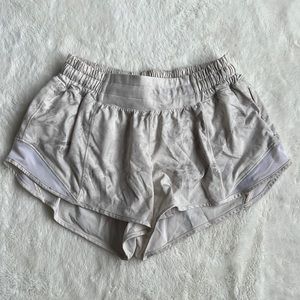 Cream Marble Lululemon Hotty Hot